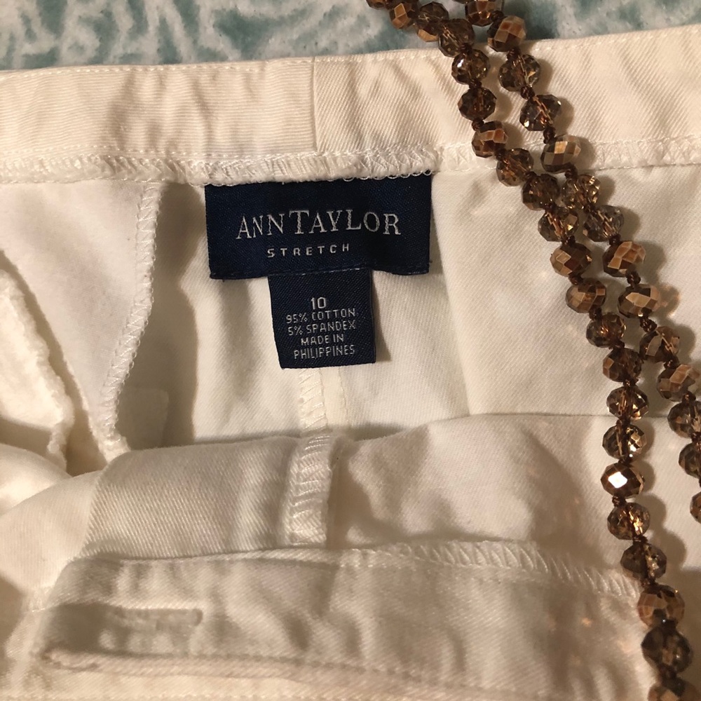 Anne Taylor Capri pants